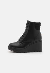 Unselected, black