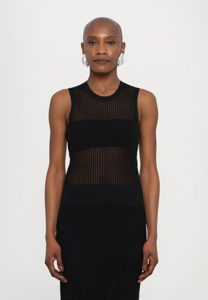 Zwarte mouwloze top met een sheer, gestreept breidesign en een effen zoom. De textuur is ribbelig, wat een visueel gelaagd effect creëert.
