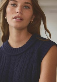 Next SLEEVELESS CABLE TANK - REGULAR FIT - Vesta - blue navy