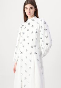 Sister Jane STARLIGHT MIDI DRESS - Kokteiļkleita/ballīšu kleita - white