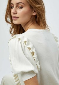 Minus MIVESIA KNIT T-SHIRT. - Základné tričko - broken white
