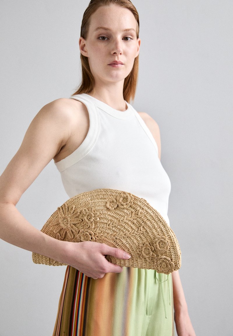 Vanessa Bruno Clutches - naturel