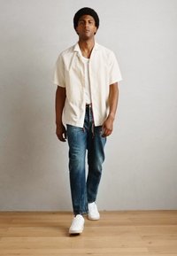 Scotch & Soda DEAN LOOSE TAPERED - Jean boyfriend - green touch