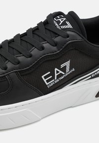 EA7 Emporio Armani SUMMER COURT - Tenisice - black/white