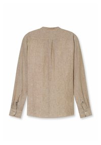 Lichtbeige langemouw blouse gemaakt van gestructureerde stof met een gebogen zoom, een zachte plooien aan de achterkant en knoopmanchetten met blauwe accentdetails.