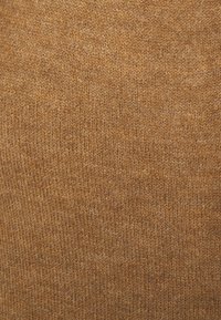 MAMALICIOUS SUNN HIGH NECK DRESS - Vestido de malha - indian tan