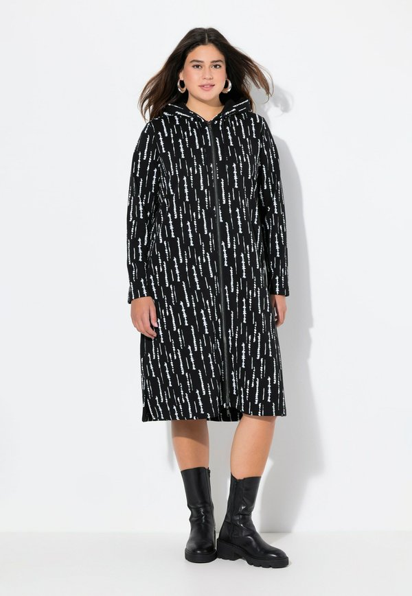 GRAPHIC HOODED - Freizeitkleid