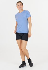 Endurance Sports T-shirts - azurine