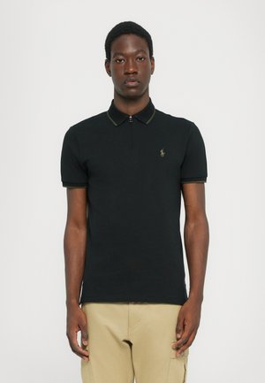 - Koszulka polo