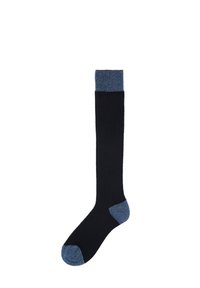 Calza nera al ginocchio con texture a costine, con un accento blu scuro all'orlo e alla punta. Il materiale sembra essere una miscela di cotone.