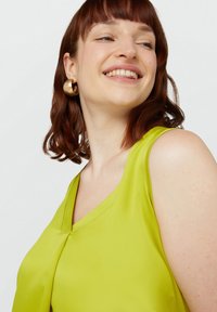 Fiorella Rubino CON PIEGA DAVANTI - Top - giallo