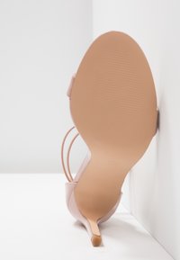 Even&Odd Sandales à talons hauts - nude