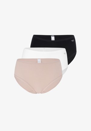 Drei nahtlose Damen-Slips in Beige, Weiß und Schwarz, übereinander von vorne nach hinten gestapelt, auf weißem Hintergrund.