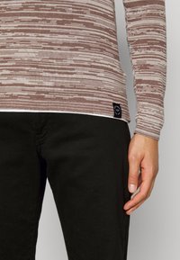 Key Largo ALABAMA ROUND - Camisola - hazelnut brown