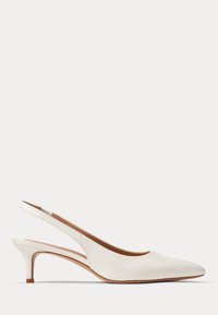 LOLAH II NAPPA LEATHER SLINGBACK PUMP - Pumps - soft white