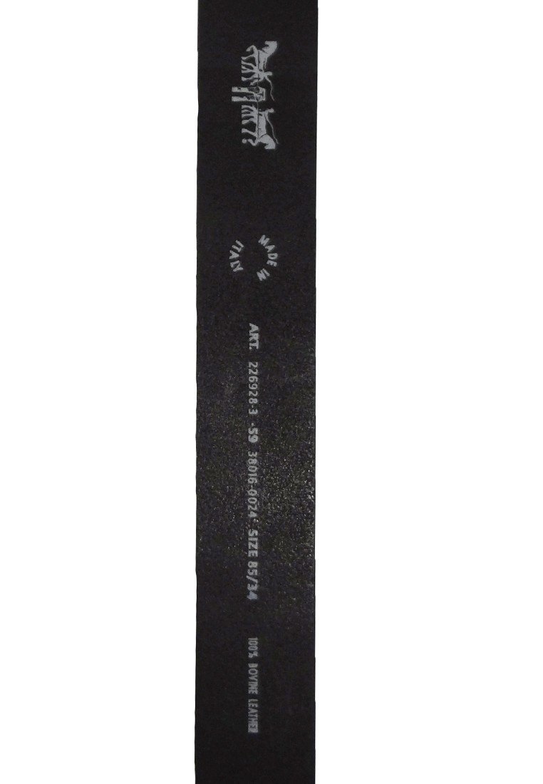 Correa de cuero negro con logotipo en relieve, con un ancho aproximado de 1 pulgada. Las marcas incluyen "Hecho en Italia" y detalles de tamaño impresos en blanco.