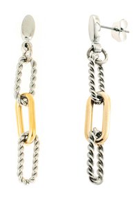 Silber- und Goldohrringe mit verdrehten Kettenlinks und flachen ovalen Akzenten, die eine markante, verlängerte Form und ein modernes Design aufweisen.