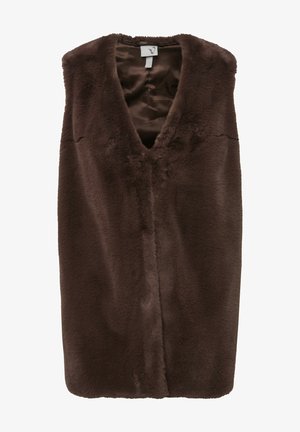 Brun faux fur vest med V-hals design, blød tekstur og uden lukninger, med en glat satinforing synlig ved halsåbningen.