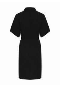Abito nero a maniche corte con colletto, vita rimarcata e taglio dritto, realizzato in un tessuto morbido con una consistenza liscia.