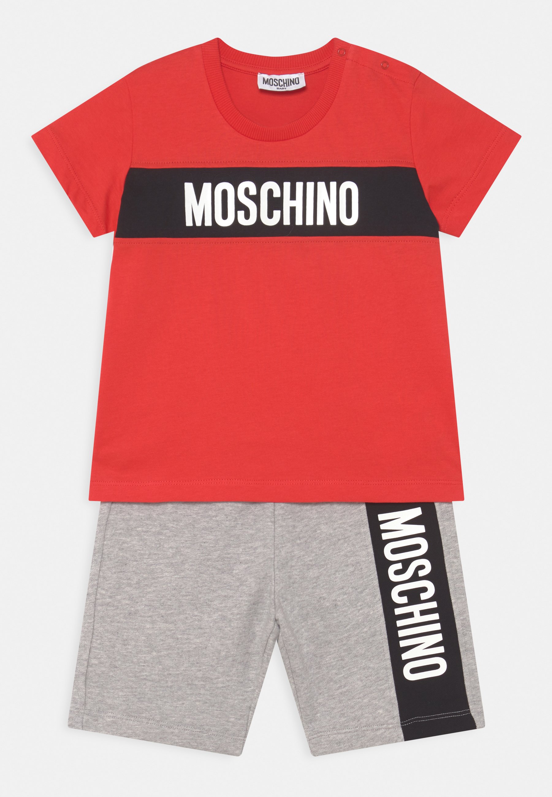 blusas moschino