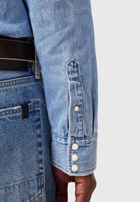 AllSaints MACGOWAN - Chemise - light indigo blue