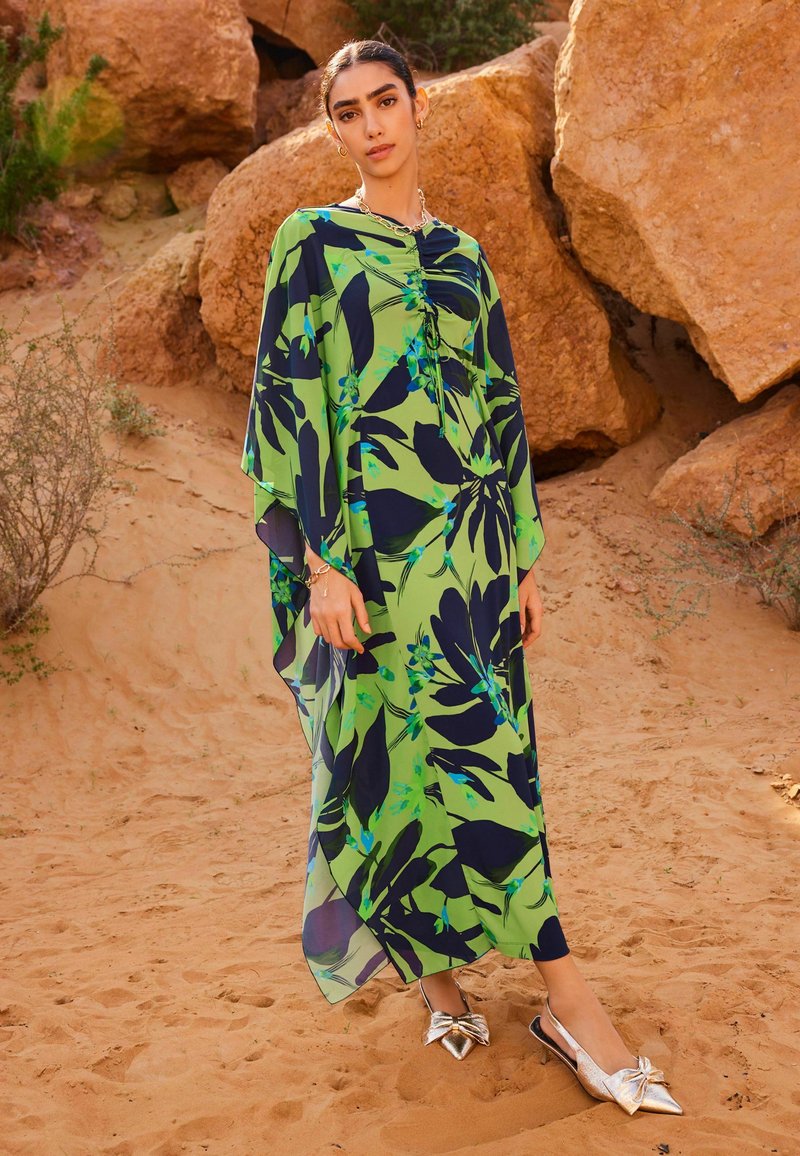 Next Maksikleit - green and navy floral
