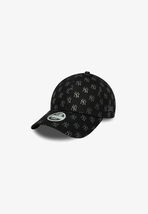 Black baseball cap featuring a repeating gray New York Yankees logo pattern, with a curved visor and a stitched button on top.