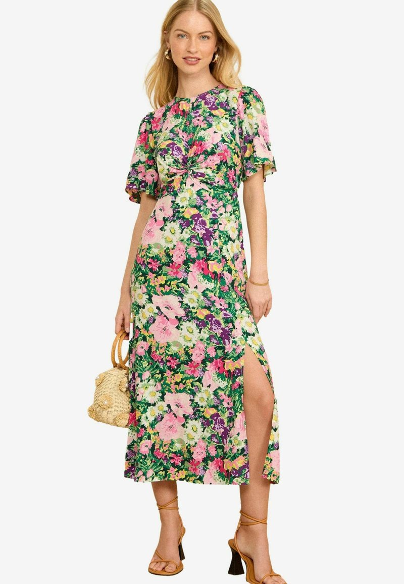 Love & Roses FLUTTER SLEEVE TWIST DETAIL MIDI   REGULAR FIT - Vapaa-ajan mekko - green floral