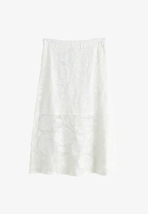 Balta kelio ilgio sijonas su gėlių nėrinių raštu ir banguotu apdaila, turintis tiesią juosmenį ir šiek tiek išplatėjimą.