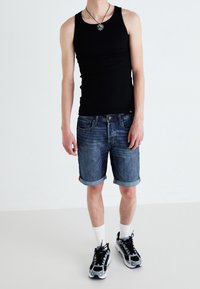 Jack & Jones Shorts di jeans - light-blue denim