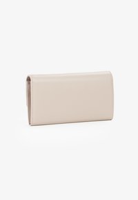 Portafoglio in ecopelle beige con una superficie liscia, forma rettangolare e angoli arrotondati. Presenta un design minimale, senza hardware o motivi visibili.