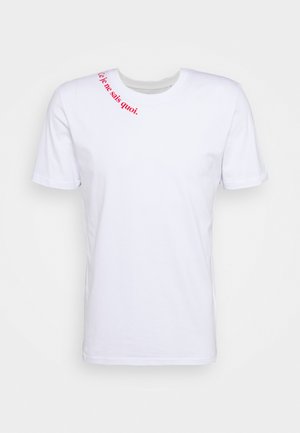 CE JE EN SAIS QUOI UNISEX - Print T-shirt - white/red