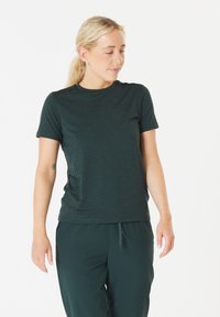 Endurance T-shirt till träning - magical forest