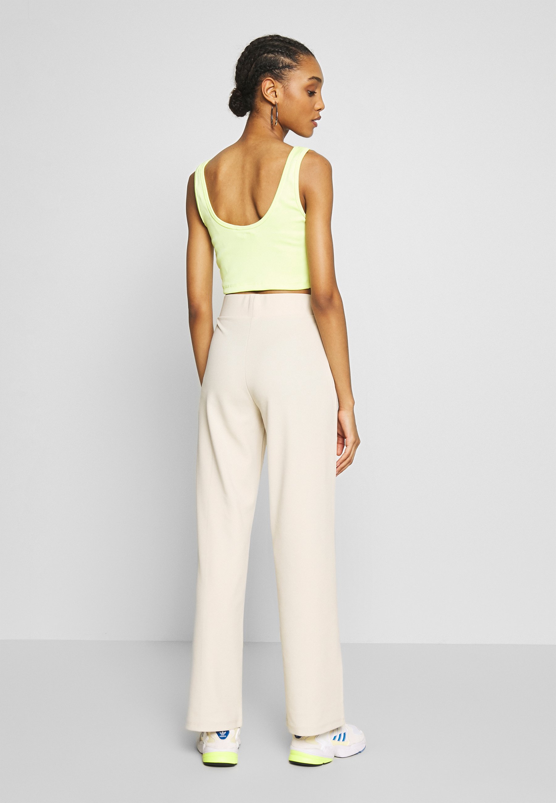 DETAILED WIDE PANTS Bukse beige DETAILED WIDE PANTS Bukse beige
