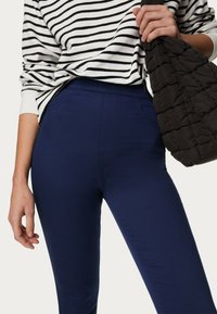 Marks & Spencer JEGGINGS - Vaqueros pitillo - ink