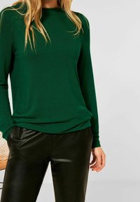 Street One Stickad tröja - green