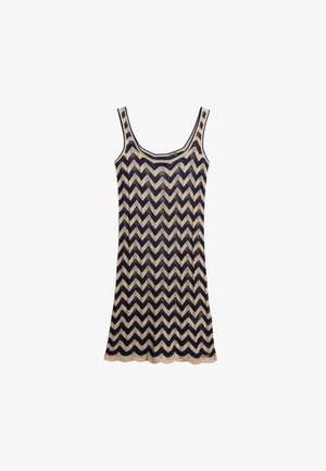 Robe débardeur en tricot avec un motif en zigzag bleu foncé et beige, dotée d'un décolleté arrondi et de fines bretelles. Surface texturée.