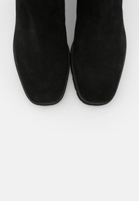 Kennel + Schmenger Botines con plataforma - black