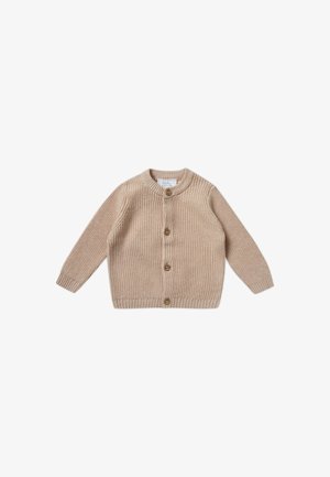 Beige gebreide cardigan met lange mouwen, ronde hals en vier bruine knopen aan de voorkant. Ribbelstructuur en afgewerkte zoom.