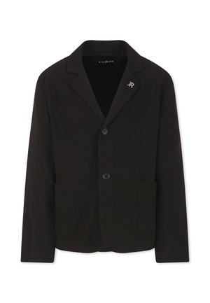 Blazer nero con revers, due bottoni e due tasche frontali. Presenta un piccolo accento argento "JR" sul lato sinistro e una texture liscia.