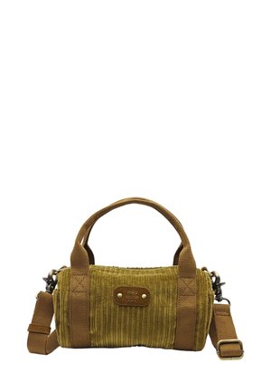 Sac à main en velours côtelé vert olive avec une forme structurée, des poignées doubles, une bandoulière réglable et une plaque métallique avec logo.