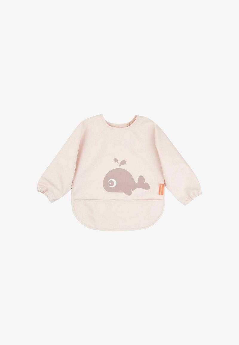 Bavoir à manches longues en tissu rose doux avec poignets élastiques, décoré d'un motif de baleine grise et doté d'une poche frontale pour un nettoyage facile.