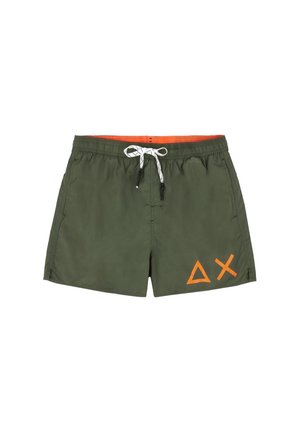 BIG LOGO - Shorts da mare - verde militare   arancio fluo