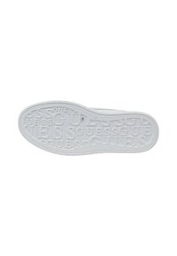 Suola in gomma bianca con logo "GUESS" in rilievo di dimensioni e orientamenti variabili. Texture liscia con una forma leggermente curva. Taglia 39.