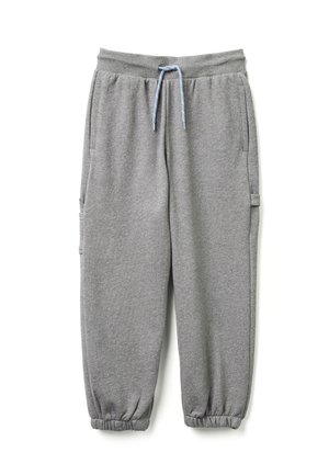 Pantaloni della tuta grigi con vita elasticizzata, cordino blu, tasche laterali e polsini elasticizzati alle caviglie. Realizzati in tessuto morbido e testurizzato.