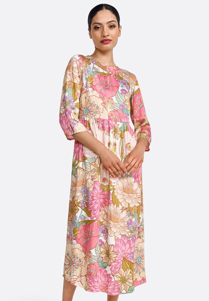 Rich & Royal Nappali ruha - spring blush