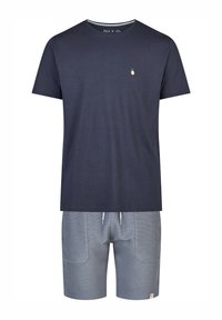 Marineblauwe katoenen T-shirt met een klein ananaslogo. Gepaard met lichtblauwe shorts van structuurstof met een trekkoord in de taille.