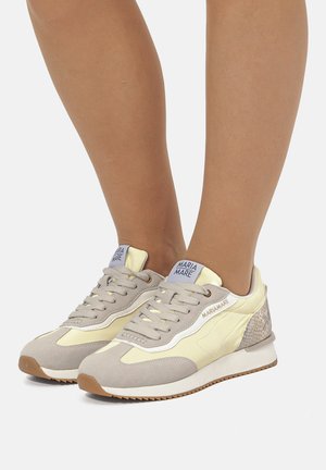 Zapatillas - amarillo