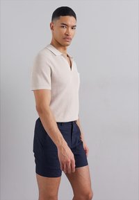 Theory CURTIS  - Shorts - space