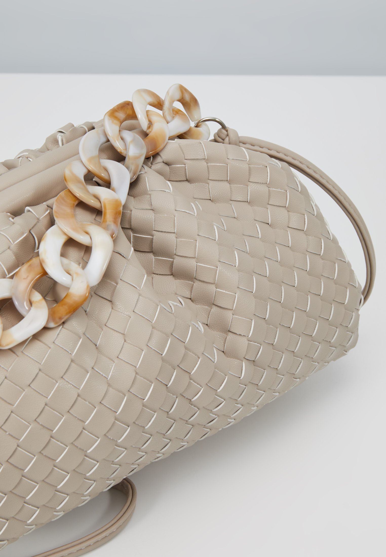 Gina Tricot ALARA BAG Håndveske beige Zalando.no Gina Tricot ALARA BAG Håndveske beige Zalando.no